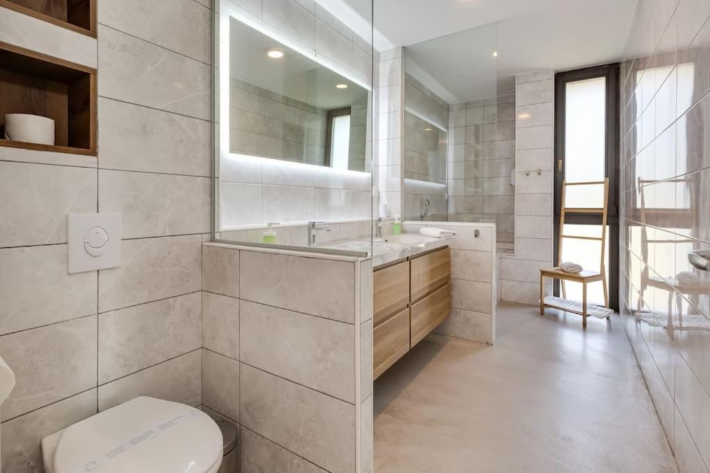 Villa T, Spacious With Heated Pool, Hot Tub & Sauna Rastevic Exterior foto